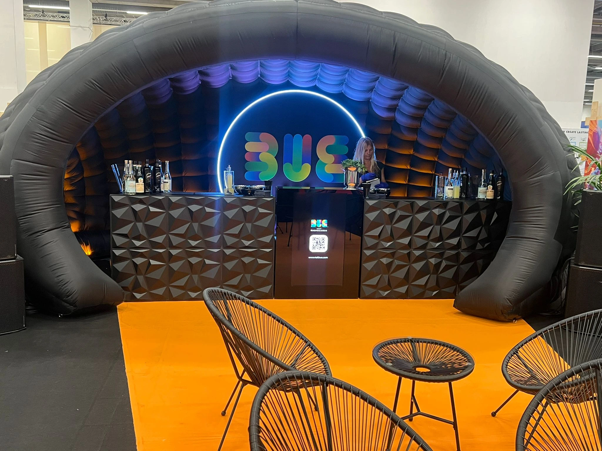 Quickspace case | Tijdelijke ruimtes in zwarte design